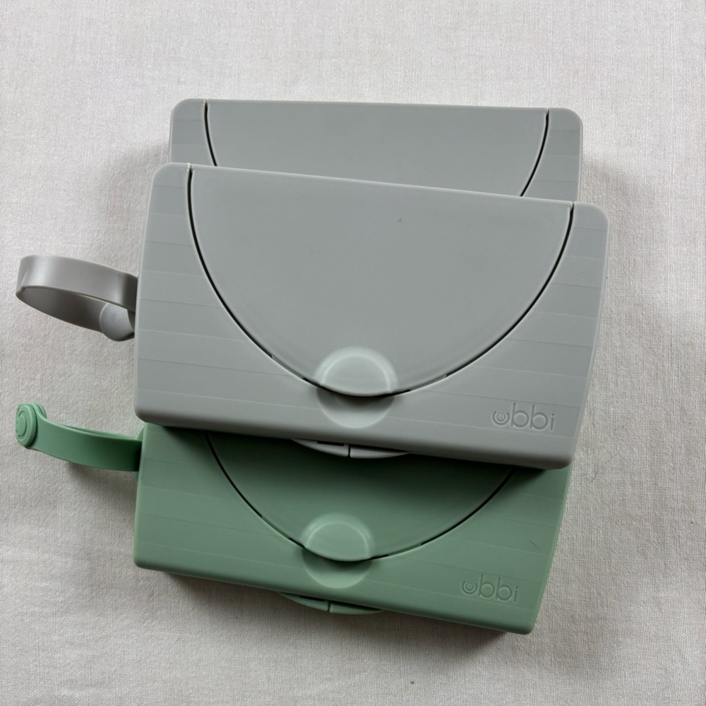 Baby wipes containers